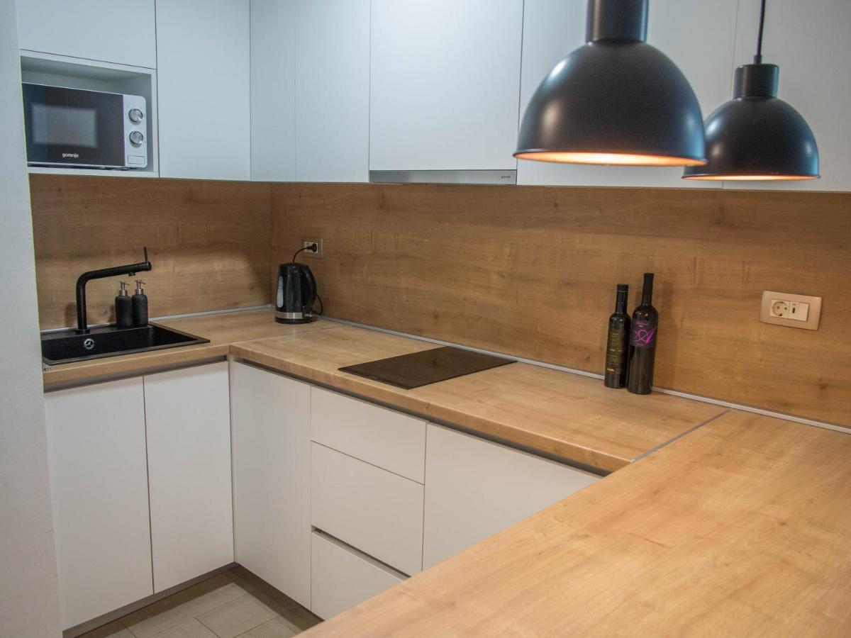 Apartman Adeari ซาเกร็บ ภายนอก รูปภาพ