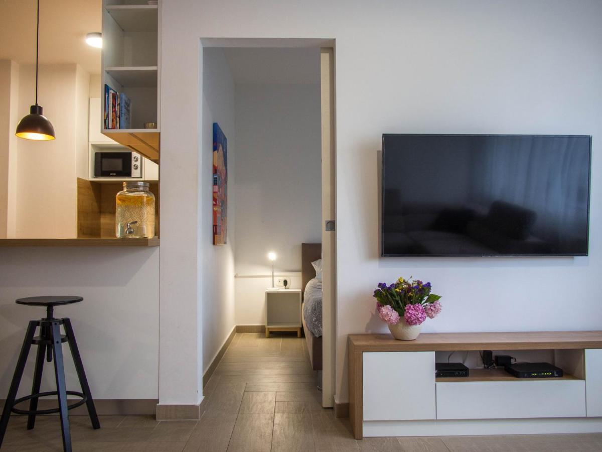 Apartman Adeari ซาเกร็บ ภายนอก รูปภาพ